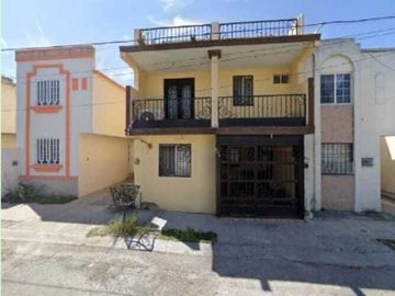 CASA EN VENTA PEDREGAL DE GUADALUPE $2.6mdp