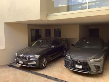 VENTA CASA EN CERRADA-PARQUES  HERRADURA vigilancia