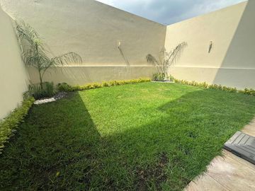 VENTA CASA EN CERRADA-PARQUES  HERRADURA vigilancia