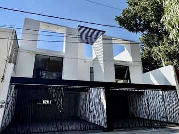 Casa en venta Lomas 3a