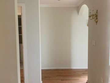 HERMOSA CASA ESTILO CALIFORNIANO