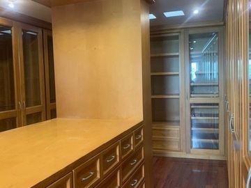 HERMOSA CASA ESTILO CALIFORNIANO