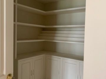 HERMOSA CASA ESTILO CALIFORNIANO