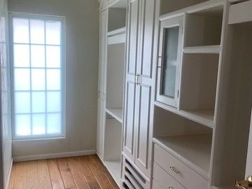 HERMOSA CASA ESTILO CALIFORNIANO
