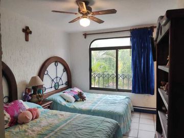 Casa  con alberca común, de 2 recámaras