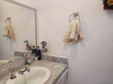 Casa  con alberca común, de 2 recámaras