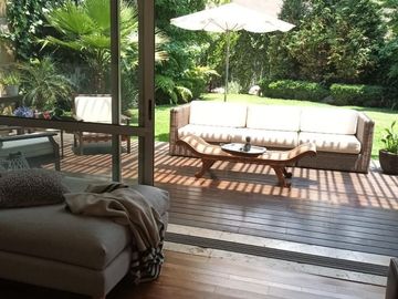 Hermosa casa en Venta y renta en Real del country, Bosque Real