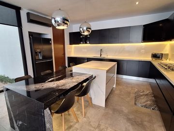 Casa en venta Mérida Yucatán, Privada Parque Natura
