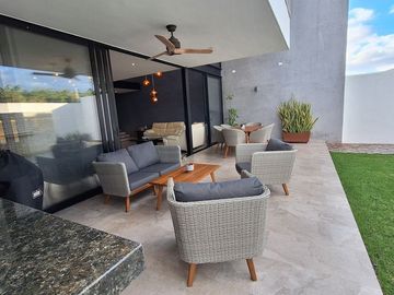 Casa en venta Mérida Yucatán, Privada Parque Natura