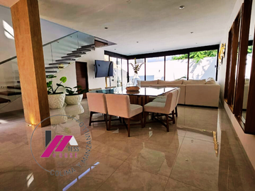 HERMOSA RESIDENCIA DE LUJO EN CONDOMINIO LA HIGUERA
