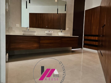 HERMOSA RESIDENCIA DE LUJO EN CONDOMINIO LA HIGUERA