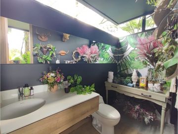 7551568 Venta Casa en Envigado sector Alto de las Palmas