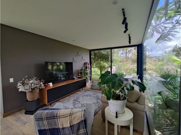 7551568 Venta Casa en Envigado sector Alto de las Palmas