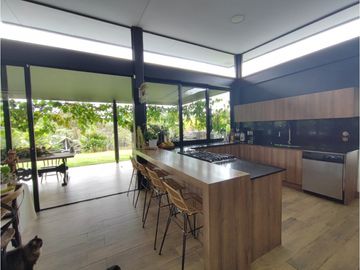 7551568 Venta Casa en Envigado sector Alto de las Palmas