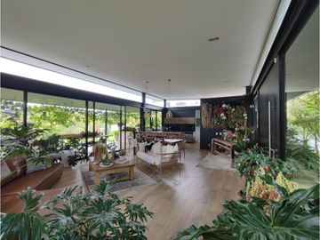 7551568 Venta Casa en Envigado sector Alto de las Palmas