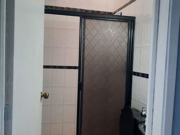 CASA DUPLEX UBICADA EN ESQUINA EN VENTA EN COLONIA LA LOMA GUADALAJARA