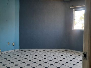 CASA DUPLEX UBICADA EN ESQUINA EN VENTA EN COLONIA LA LOMA GUADALAJARA