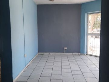 CASA DUPLEX UBICADA EN ESQUINA EN VENTA EN COLONIA LA LOMA GUADALAJARA