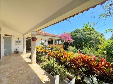 Venta casa campestre en Condominio La Hacienda en Turbaco