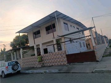 Vendo hermosa casa en Chone-Manabi
