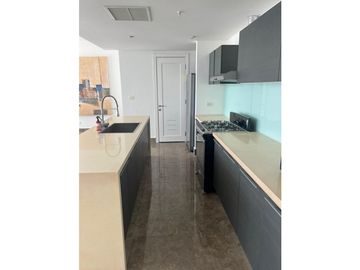VENDO APARTAMENTO AMOBLADO EN AVENIDA BALBOA PH YOO (10)