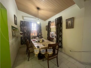 VENTA DE CASA EN VILLA DE LAS ACACIAS 105.000$