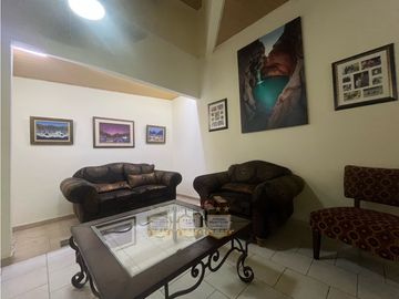VENTA DE CASA EN VILLA DE LAS ACACIAS 105.000$