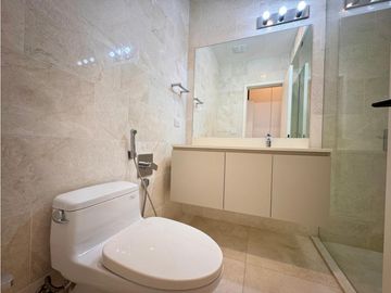 APARTAMENTO OCEAN REEF ISLAND linea blanca  2 isla 3 REC 245M2 MLD