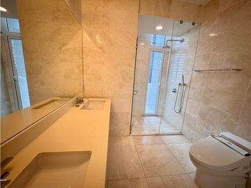 APARTAMENTO OCEAN REEF ISLAND linea blanca  2 isla 3 REC 245M2 MLD