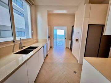APARTAMENTO OCEAN REEF ISLAND linea blanca  2 isla 3 REC 245M2 MLD