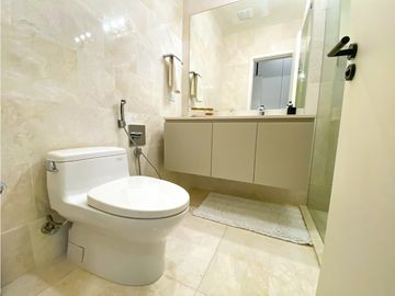 APARTAMENTO OCEAN REEF ISLAND linea blanca  2 isla 3 REC 245M2 MLD