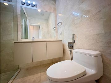 APARTAMENTO OCEAN REEF ISLAND linea blanca  2 isla 3 REC 245M2 MLD