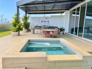 APARTAMENTO OCEAN REEF ISLAND linea blanca  2 isla 3 REC 245M2 MLD