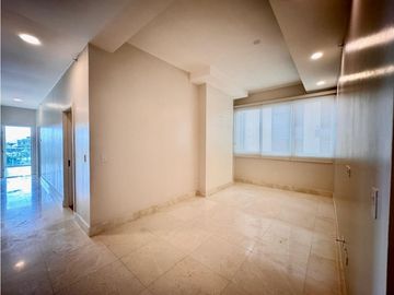 APARTAMENTO OCEAN REEF ISLAND linea blanca  2 isla 3 REC 245M2 MLD