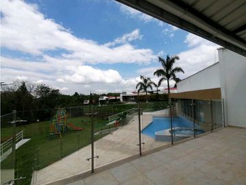 Se Vende Casa Campestre en Conjunto Sector del Caimo Quindío