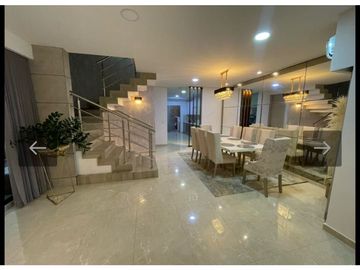 CASA DE CONJUNTO EN VENTA LA CAMPIÑA