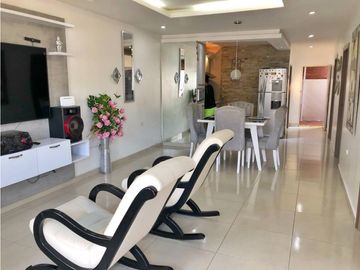 Casa en venta en costa hermosa