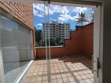 SE VENDE APARTAMENTO EN EL POBLADO