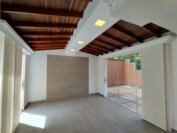SE VENDE APARTAMENTO EN EL POBLADO