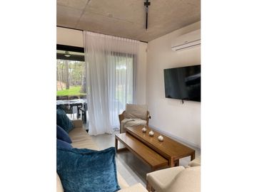 CASA  MINIMALISTA BARRIO PRIVADO PIONEROS en ALQUILER