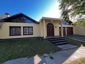 Chalet en venta en Berazategui Oeste
