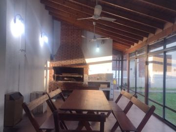 Chalet en venta en Berazategui Oeste