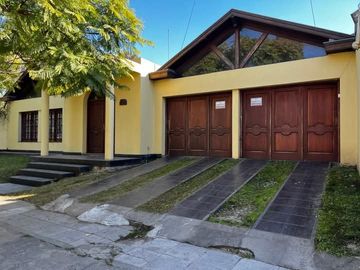 Chalet en venta en Berazategui Oeste
