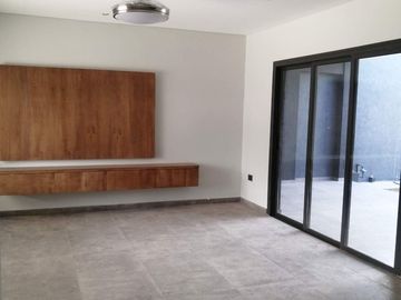 CASA EN VENTA LUJAN DE CUYO BARRIO PRIVADO