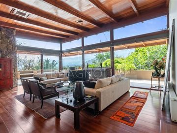 Casa en Venta en LA HACIENDA DE CHICUREO