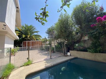 Casa en Venta en Metro Fernando Castillo Velasco