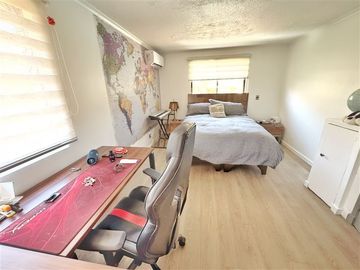 Casa en Venta en Impecable ! Fuera de condominio!!