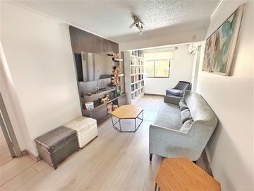 Casa en Venta en Impecable ! Fuera de condominio!!