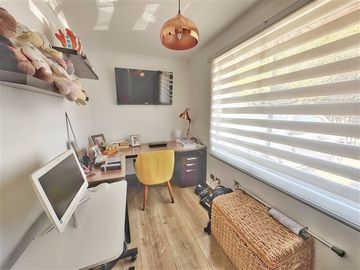 Casa en Venta en Impecable ! Fuera de condominio!!