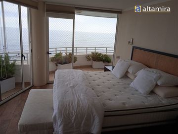 Departamento en Venta en Edificio Punta Cavancha piso 21 TN (2 estacionamientos)